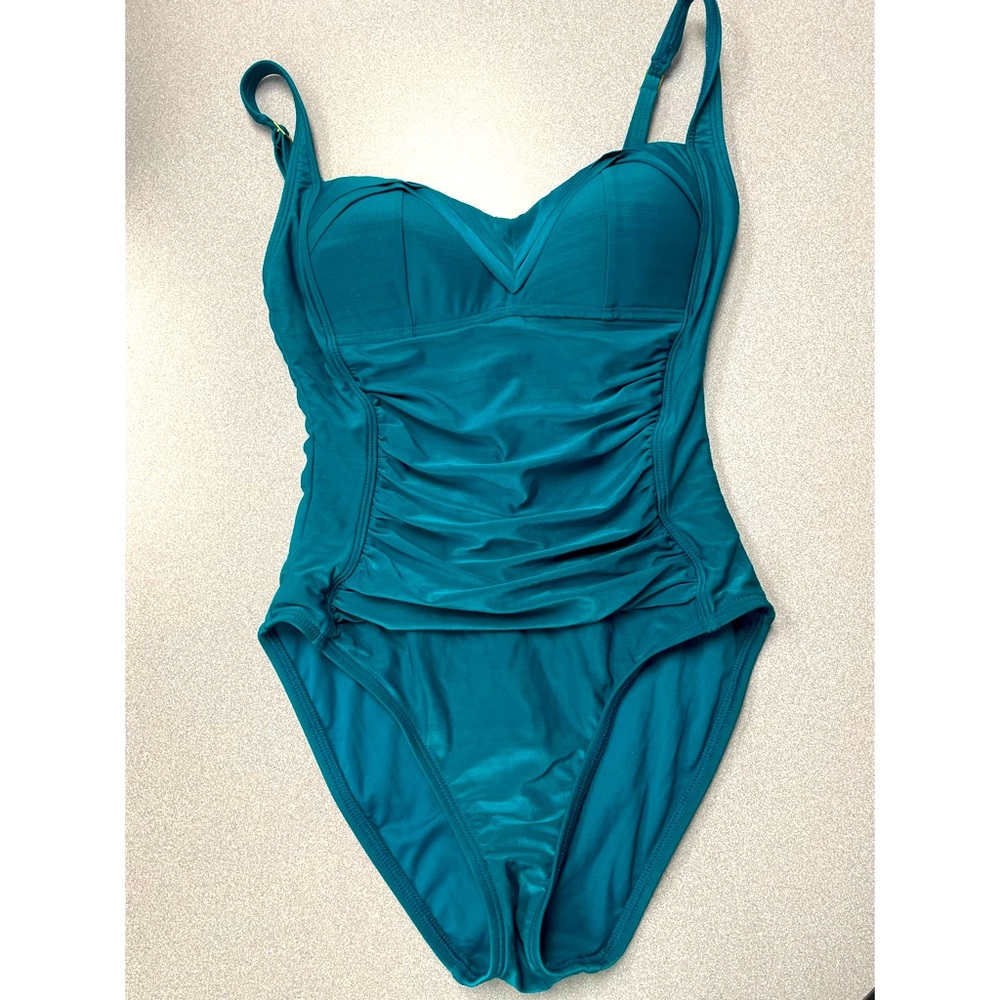 La Blanca one piece swimsuit